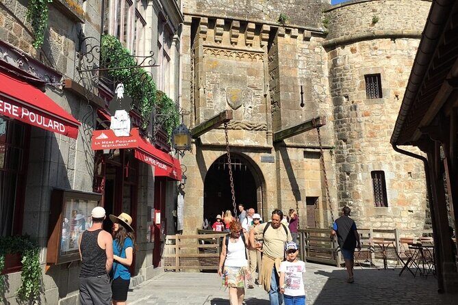 2-Hour Guided Walking tour of the Mont Saint Michel - Views from the top: why this climb feels worth it