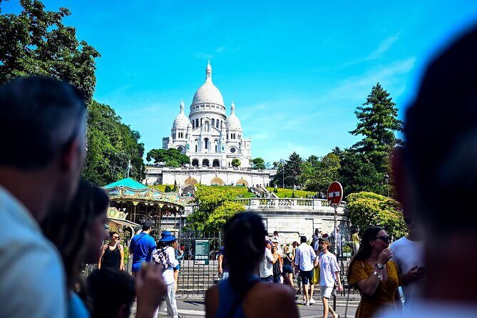 Authentic Parisian Gourmet Food Tour with 10 Local Dishes & Wines - Small-Group Magic (and why it affects your food)