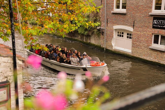 Bruges Guided or Audio Trip with Canal Cruise Option from Paris - Markt Square and Around the Belfry: Where Bruges Food and Photo Ops Collide