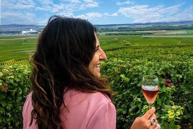 Champagne Day Trip from Paris with 8 Tastings & Lunch - Hotel pickup, then straight to the Champagne rhythm