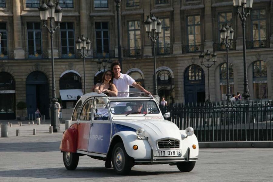 Classic, Romantic Paris: 3-Hour Vintage 2CV Tour - Notre Dame and Île de la Cité by Car: Seeing the Old Core