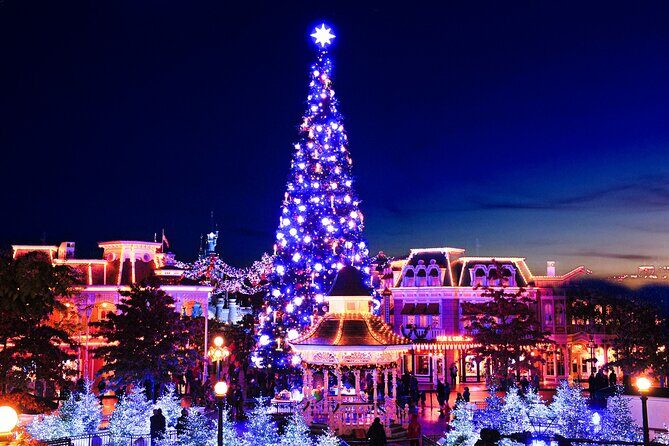 Disneyland® Paris Multi-Day Ticket - Queues, parades, and fireworks: how to get more magic for less stress