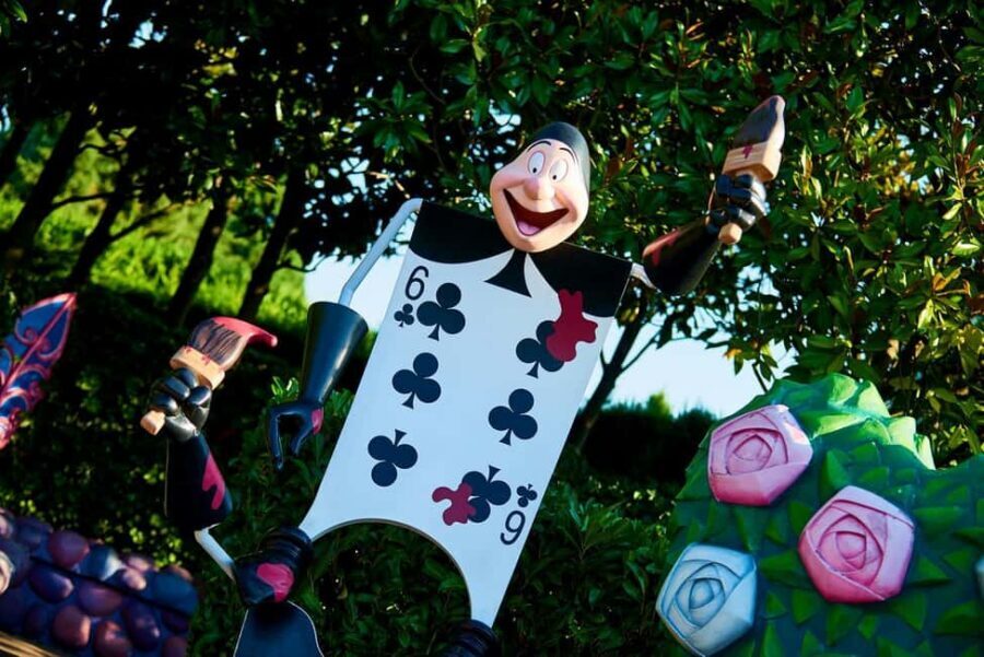 Disneyland® Paris Tickets and Shuttle Transport - Who this shuttle-and-ticket package is best for