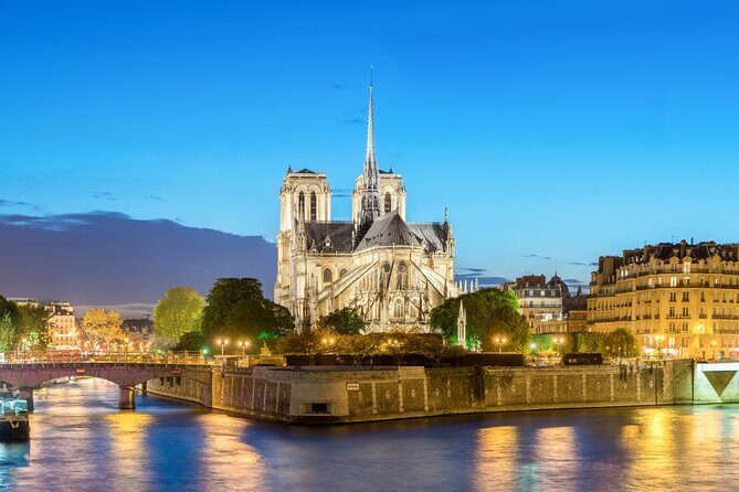 Early Access Paris Notre Dame Cathedral Walking Tour - The route: a 2-hour loop that hits the big ideas fast