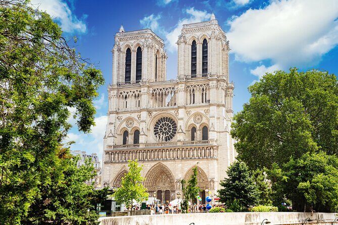 Early Access Paris Notre Dame Cathedral Walking Tour - Square Jean XXIII: where the Roman past peeks through