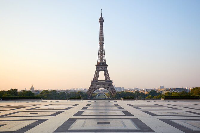Eiffel Tower Access to Summit with Host - Key points worth knowing before you go