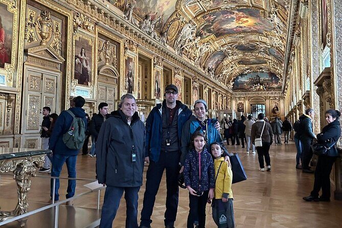 Family Friendly Louvre Museum Private Guided Tour - How your guide keeps the Louvre from turning into a blur