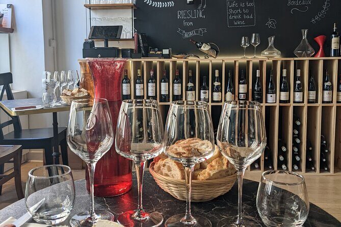 French Wine, Champagne And Cheese Tasting Paris SECRET WINE DOOR - What the timing feels like (and how to plan your day)