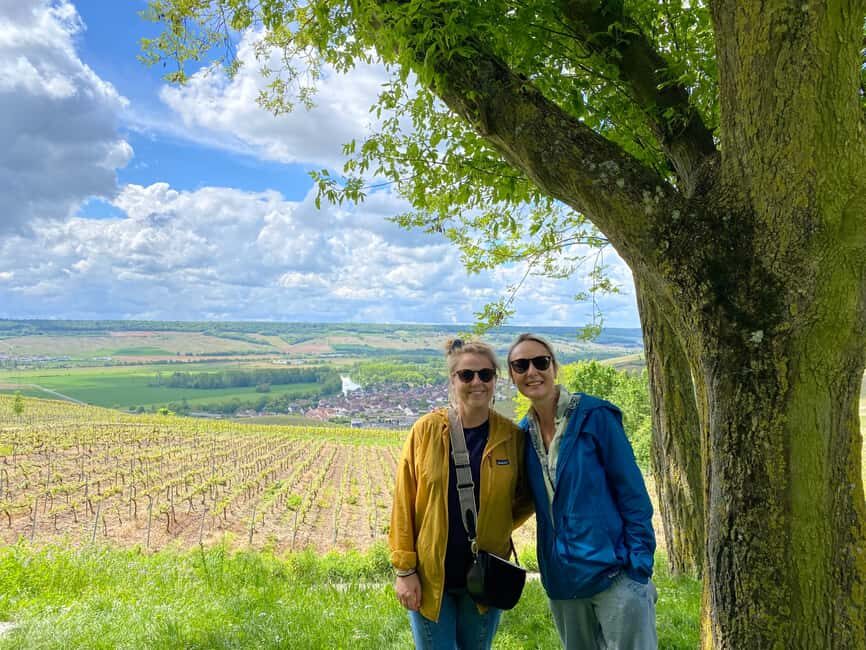 From Epernay : Bubble Champagne Tour 6 tastings - Vineyard Viewpoints in the UNESCO Hills: Photo Stops That Teach