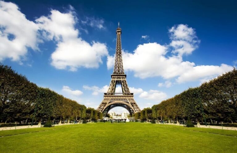 From London: Paris Day Trip with Lunch on Eiffel Tower - St Pancras Start: Meeting Your Representative and Getting Clockwork Right