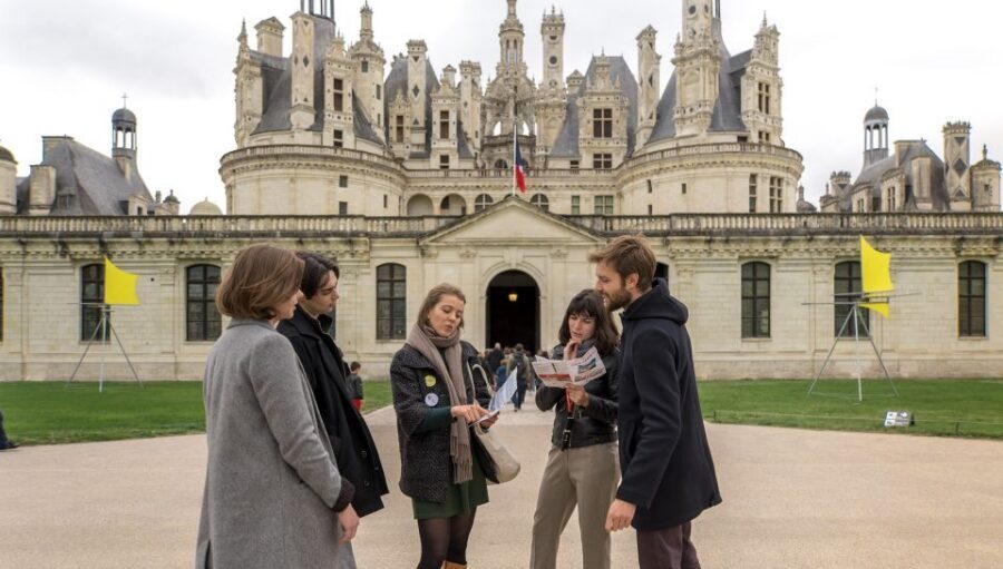 From Paris: Full-Day Loire Valley Chateaux Tour - Who this tour suits best
