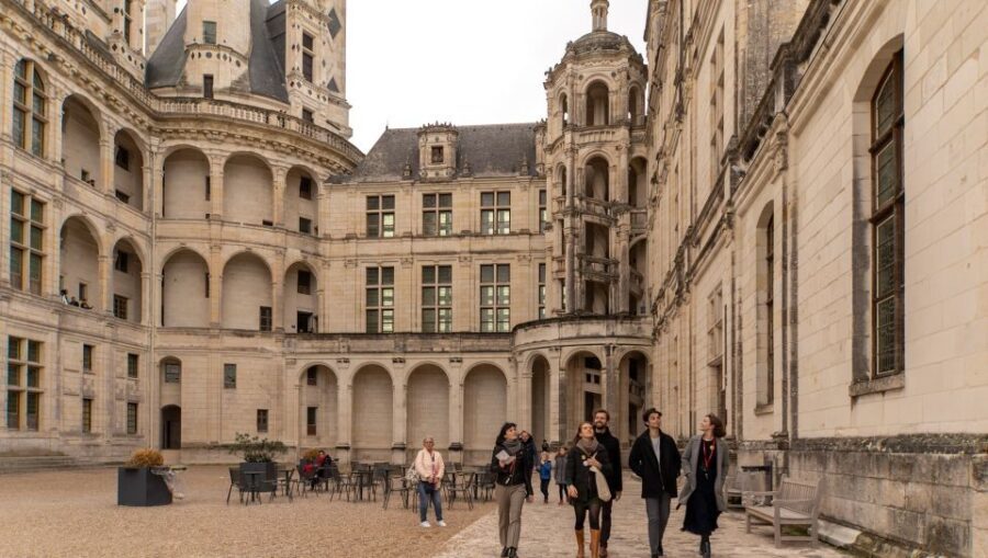 From Paris: Full-Day Loire Valley Chateaux Tour - Choosing guided or self-guided moments: making the most of your tickets