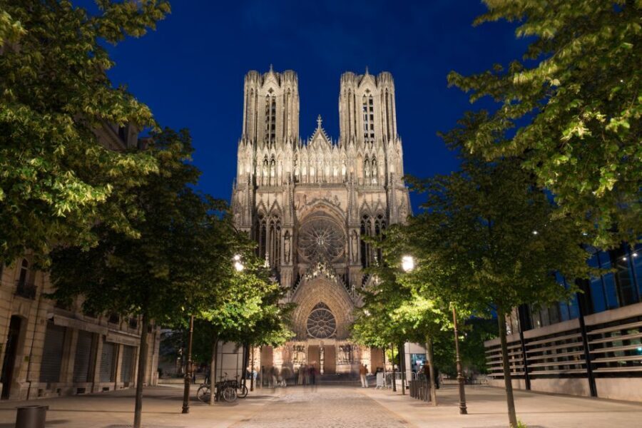 From Paris: Reims and Champagne Tasting Full-Day Tour - What to bring so the day feels easy