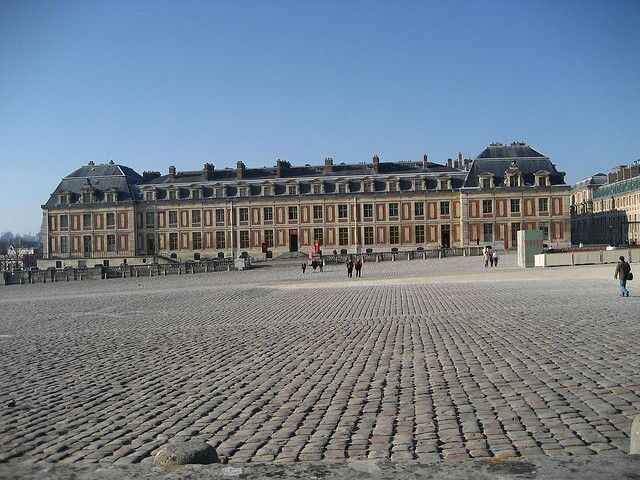 From Paris: Versailles Guided Tour by Deluxe Minibus - The Minibus Ride: Comfort, Timing, and Real-Life Paris