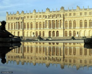 From Paris: Versailles Palace and Gardens with Transfer - Getting from Paris: the bus transfer that keeps your morning calm