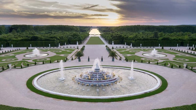 From Paris: Versailles Palace and Gardens with Transfer - Versailles gardens: André Le Nôtre’s design, with time to breathe