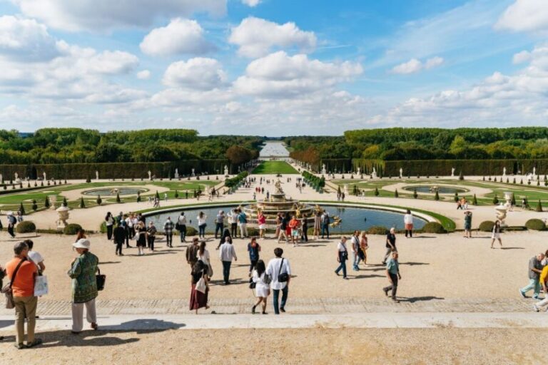 From Paris: Versailles Palace & Gardens with Transportation - Meeting Point in Paris: 6 Avenue du Docteur Brouardel (Bir-Hakeim line 6)
