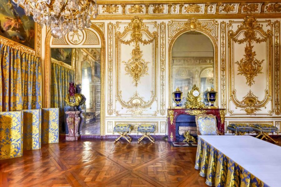 From Paris: Versailles Palace Self Guided & Gardens tickets - Musical Garden or Musical Fountain show: the day-of bonus
