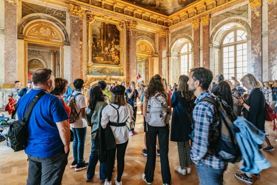 From Paris: Versailles Skip-the-Line Tour & Gardens Access - What to bring (so your day doesn’t get derailed)
