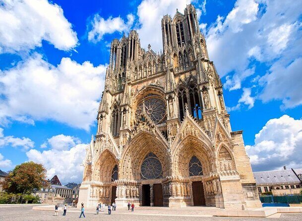 From Reims Champagne Day Trip Veuve Clicquot Local Domain & Lunch - Key points that make this day work