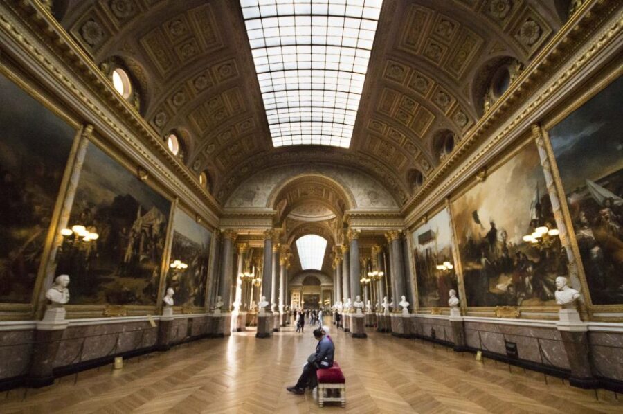 Gardens of Versailles Walking Tour & Palace Entry - Groves and Manicured Details: Why André Le Nôtre Still Matters