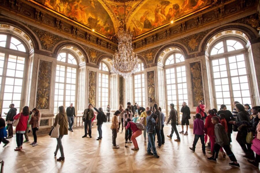 Gardens of Versailles Walking Tour & Palace Entry - The Palace Is Self-Guided: How to Not Get Lost in the Rooms