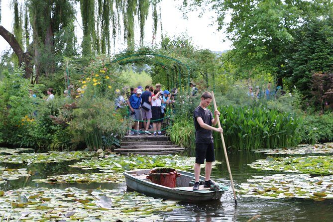 Giverny and Monet's Garden Half-Day Trip from Paris - Clos Normand gardens: Monet’s rectangular masterpiece in living color