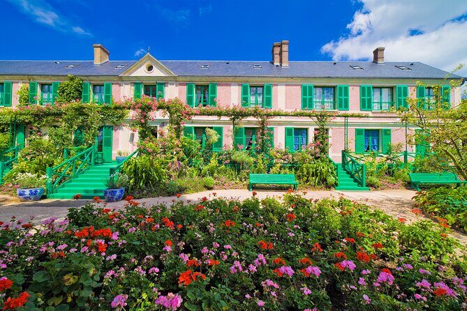 Giverny Monet's Home & Versailles Palace Day Trip from Paris - Versailles Gardens on Your Own: One Hour Is Plenty If You Prioritize
