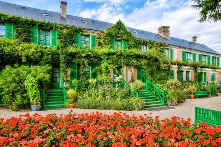 Giverny: Monet's House and Gardens Guided Tour - Skip-the-line entry: why it’s worth paying for