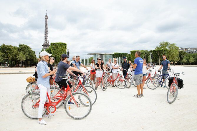 Highlights of Paris Bike Tour w/ a Local Guide (English or Dutch) - Practical tips that can save your day
