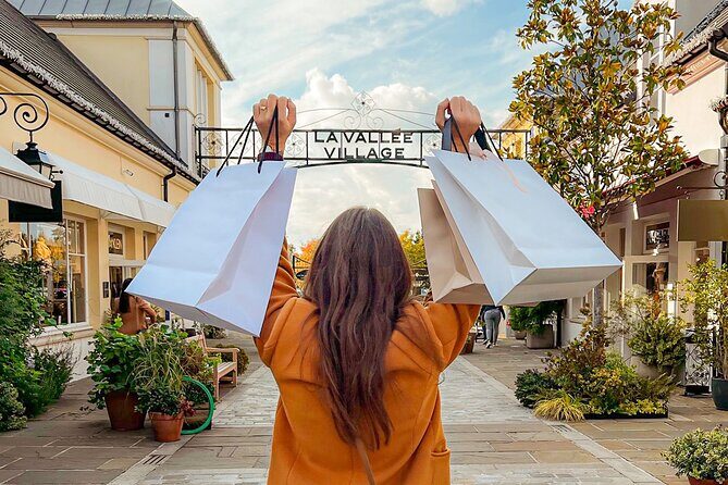 La Vallee Village Shopping Outlet by Luxury Transport from Paris - La Vallée Village: the shopping experience and how to shop it smart