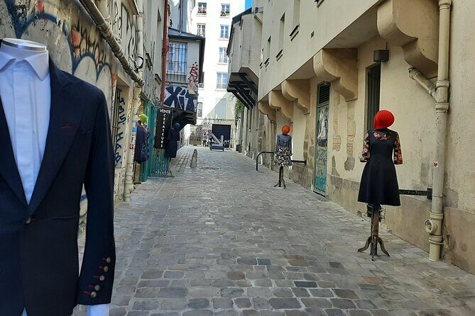 Le Marais/Paris - The Historic, Trendy, Jewish, LGBT district - The Jewish Quarter: Courtyards, Gardens, and Food You Can Smell