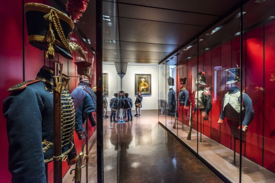 Les Invalides: Napoleon's Tomb & Army Museum Entry - Should you book Les Invalides?