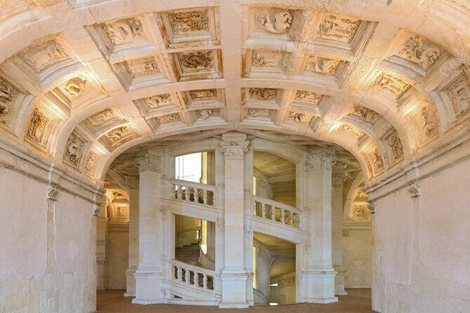 Loire Valley Castles Day Trip from Paris with Complementary Wine - Chenonceau: the Ladies’ Castle over the Cher and wine tasting in the vaulted cellar