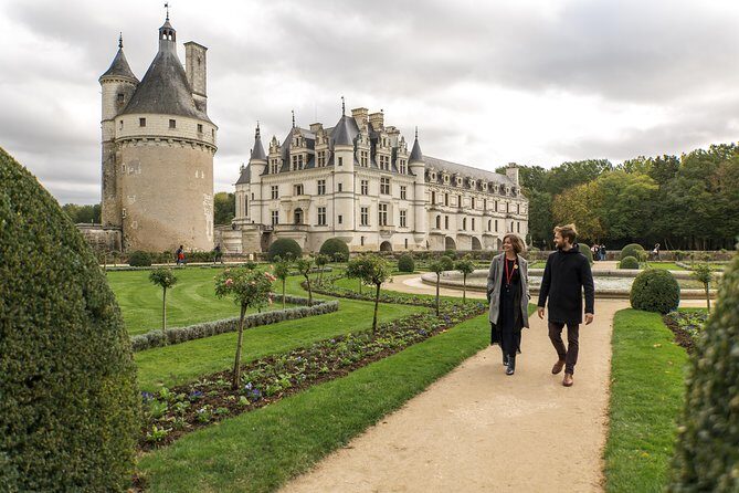 Loire Valley Castles Trip with Chenonceau and Chambord from Paris - The 7:00 am coach start from Pullman Paris Centre - Bercy