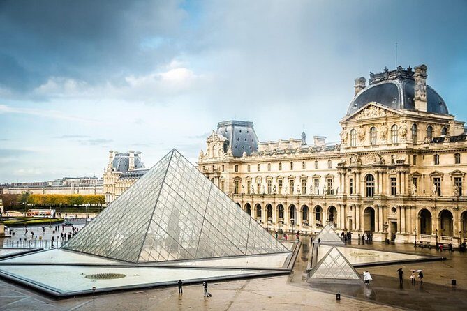 Louvre Museum and Seine River Cruise Tickets by e-mail - Inside the Louvre: how to use the 2.5-hour audio plan