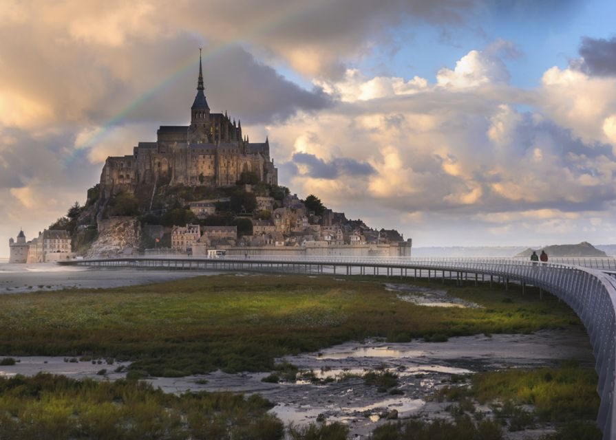 Mont-Saint-Michel: Private Guided Tour with Abbey Entrance - Where you meet and how to start strong (BP 18 Grande Rue)