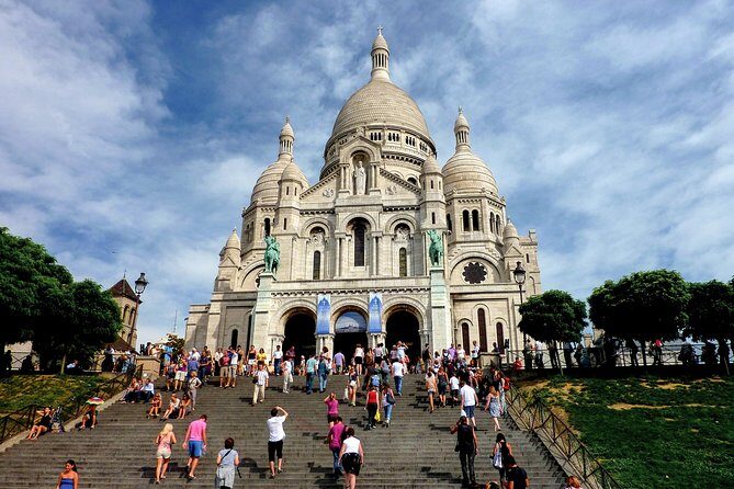 Montmartre Hidden Gems and Scenic Highlights Walking Tour - Bateau-Lavoir: Picasso, Modigliani, and Braque in one name