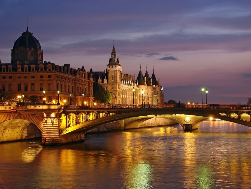 Paris: 3-Course-Dinner Cruise with Wine on the Seine River - Key things to know before you go