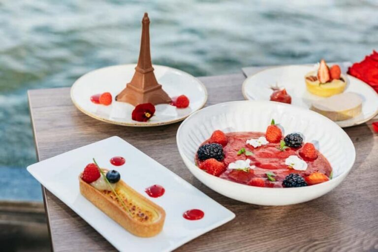 Paris : 3-Course Gourmet Dinner Cruise on Seine River - Finding Paris Seine La Marina and Getting Ready to Sail