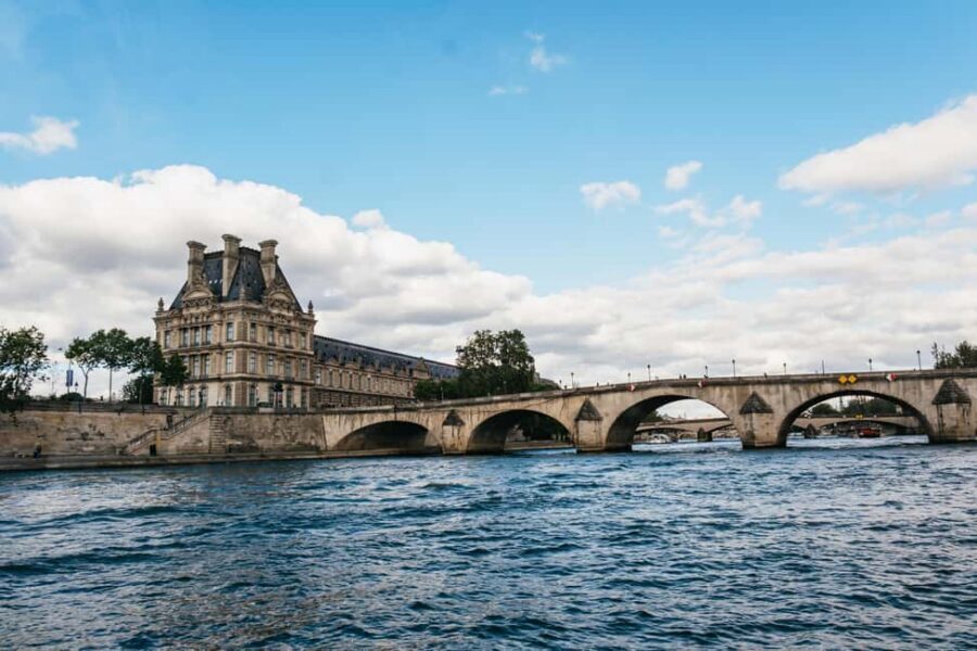 Paris : 3-Course Gourmet Dinner Cruise on Seine River - Who This Seine Dinner Cruise Fits Best