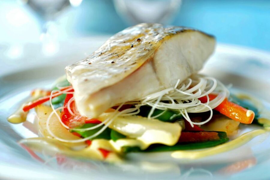 Paris: 3-Course Lunch Cruise on the River Seine - Is It Worth $80? Value vs. Other Seine Lunches