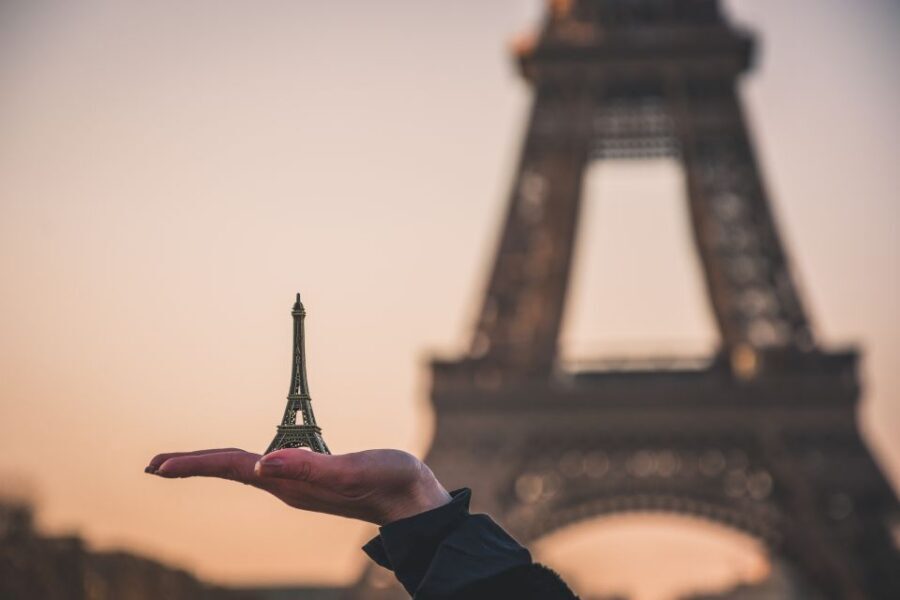 Paris: Access Eiffel Tower Summit or Second Level - Meeting at Paris Lounge: Start Here, Not at the Tower