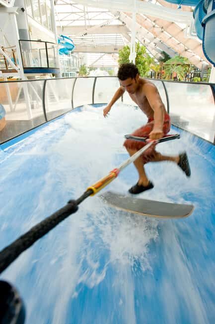 Paris: Aquaboulevard Water Park Entrance Ticket - Kids, ages, and swimwear rules: avoid the entrance headaches