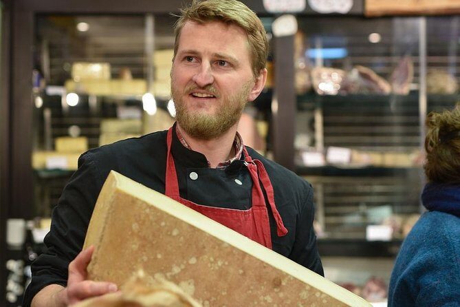 Paris Art of Pairing Cheese and Wine Tasting in a Cheese Cellar - What you’ll actually learn for the rest of your Paris trip