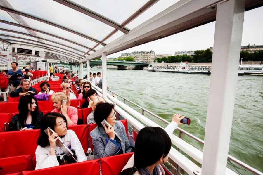 Paris: Audio-Guided Bus Tour & Seine River Cruise - Seine cruise on a glass trimaran: your 1-hour change of perspective