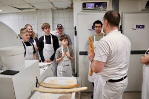Paris Baking Insider Experience near Notre-Dame - Getting There and Knowing the Physical Reality (15 Steps, No Elevator)