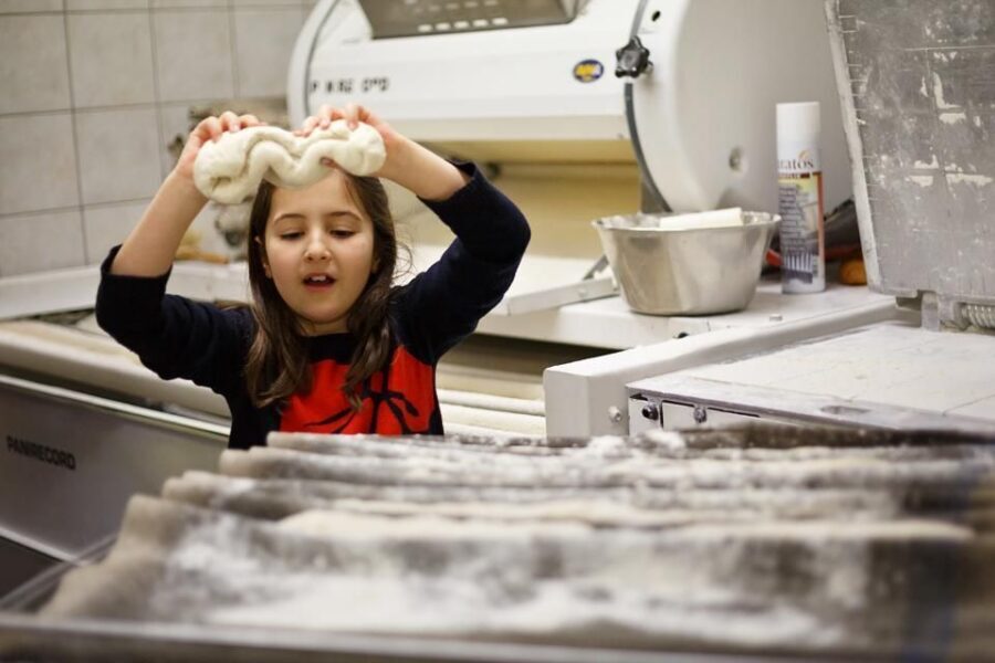 Paris: Behind the Scenes Bakery Tour with Breakfast - Guides who make it fun, not stiff