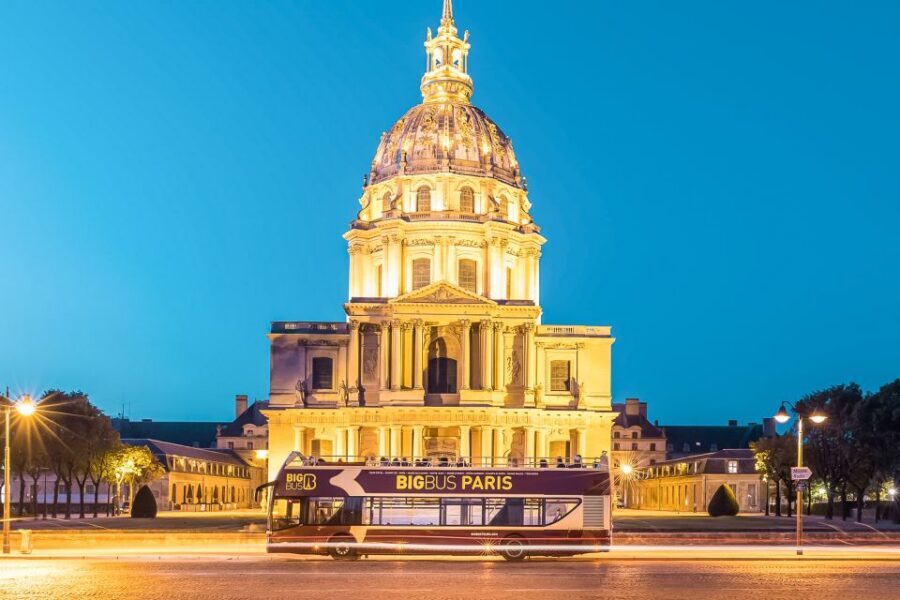 Paris: Big Bus Panoramic Night Tour by Open-Top Bus - Moulin Rouge and the Opera Area: The Night Show Starts Early