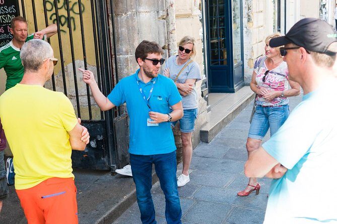 Paris Bike Tour Hidden Secrets in the Latin Quarter & Le Marais neighborhoods - Latin Quarter stops: Shakespeare and Company to the Pantheon